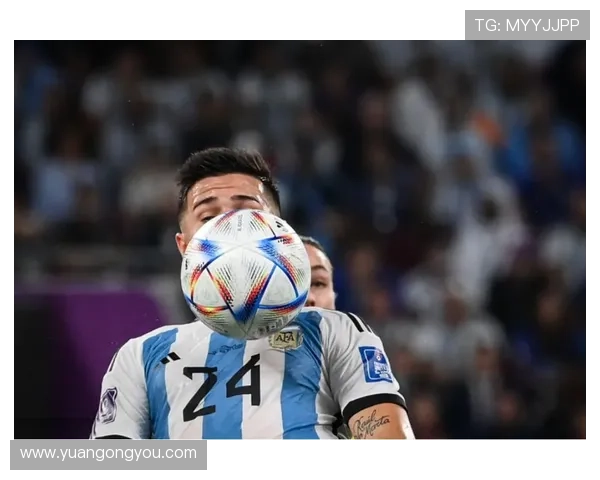 阿根廷国家队宣布恩佐因右膝滑膜炎缺席巡回赛名单调整